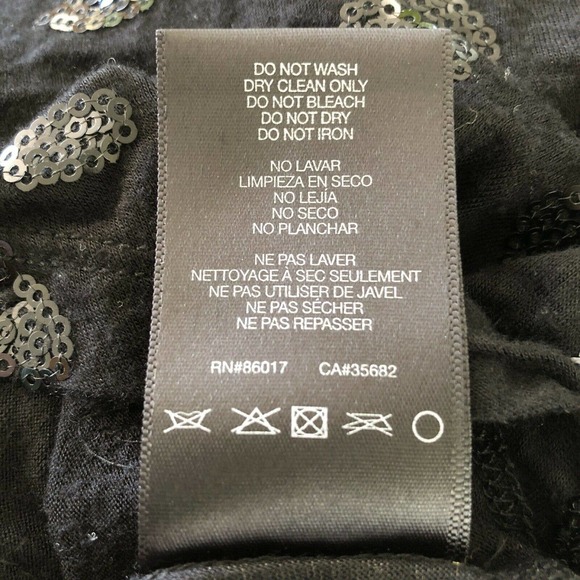 Bebe Sequin Blouse Black Slouchy Shark Bite Hem Cropped Top - Picture 9 of 9